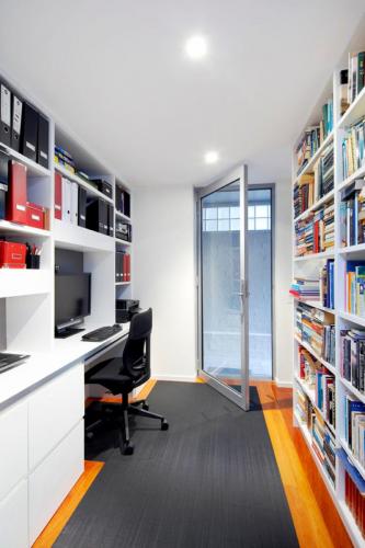 Decorating-Your-Study-Room-With-Style2