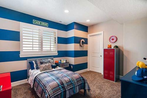 decorar-pintar-dormitorio-cuarto-habitacion-rayas-azules-grises