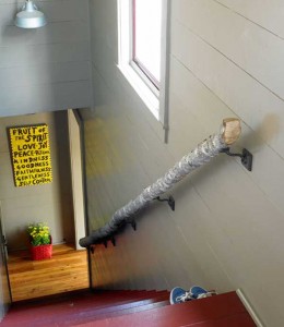 diy-handrail-from-a-log