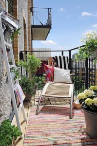 fabulous-ideas-spring-decor-balcony-11