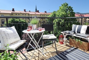 fabulous-ideas-spring-decor-balcony-22