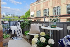 fabulous-ideas-spring-decor-balcony-25