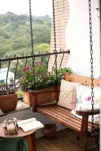 fabulous-ideas-spring-decor-balcony-40