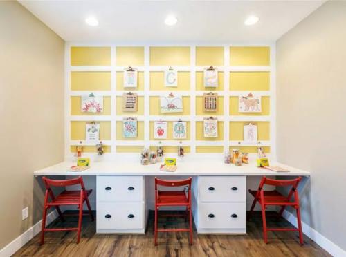 kids-room-design-sharing-desk-8