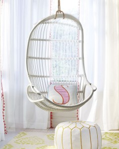 super-cozy-hanging-rattan-chair-10